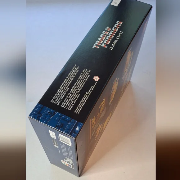 Lego Transformers Bumblebee - Picture 6 of 9